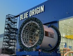 Blue Origin Berhasil Luncurkan New Glenn, Tapi Justru PHK 1.000 Karyawan